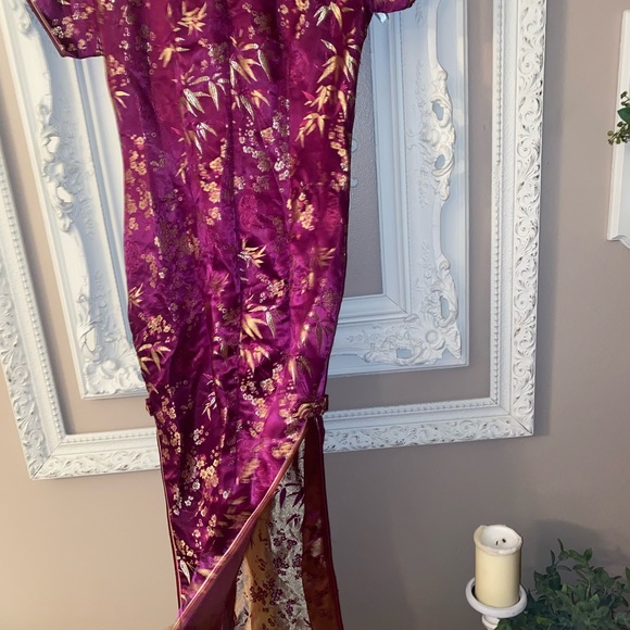 VINTAGE LINDSEY FUCHSIA ORIENTAL STYLE DRESS - Picture 3 of 8